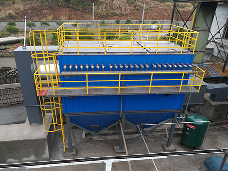 除塵設(shè)備之單機(jī)脈沖布袋除塵器工作原理